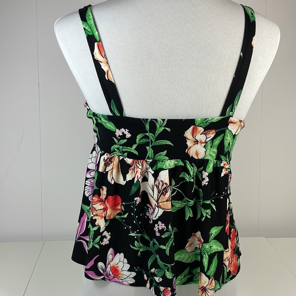 GUESS floral printed top, Stretch, Size M, Sleeveless - Picture 5 of 10